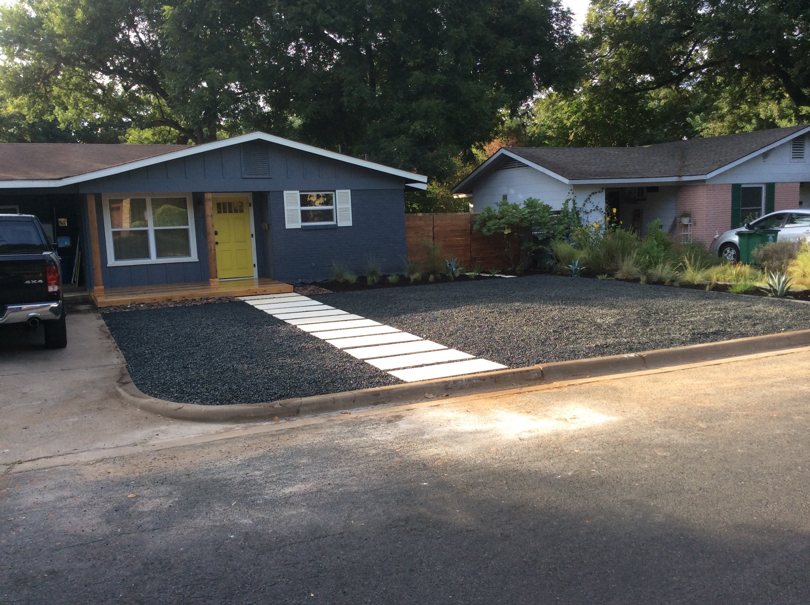 Basalt Gravel with limestone walkway