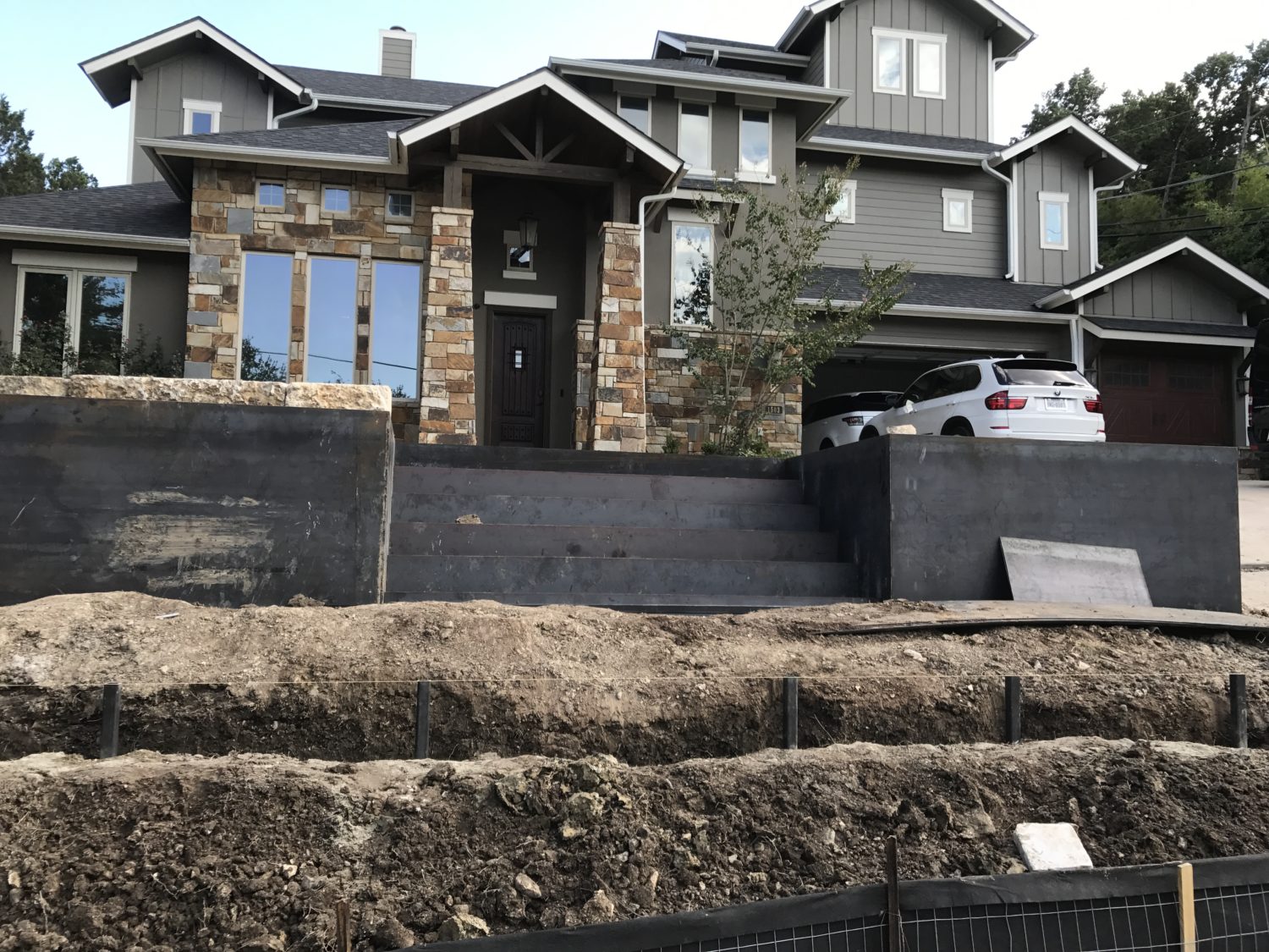 Austin landscape and design - retaining wall and stairs